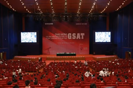 Tổ chức vòng thi GSAT cho 4.000 kỹ sư và cử nhân ảnh 1
