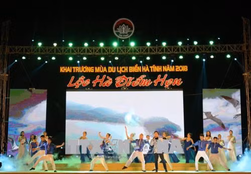 Khai trương mùa du lịch biển Hà Tĩnh 2018 ảnh 2