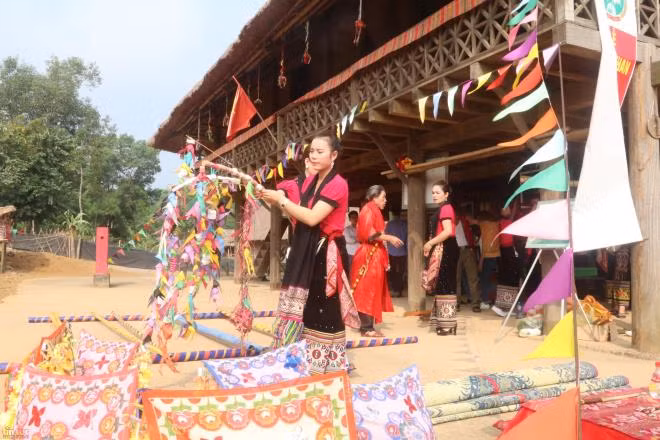 Lễ Xăng Khan độc đáo của đồng bào Thái ảnh 1
