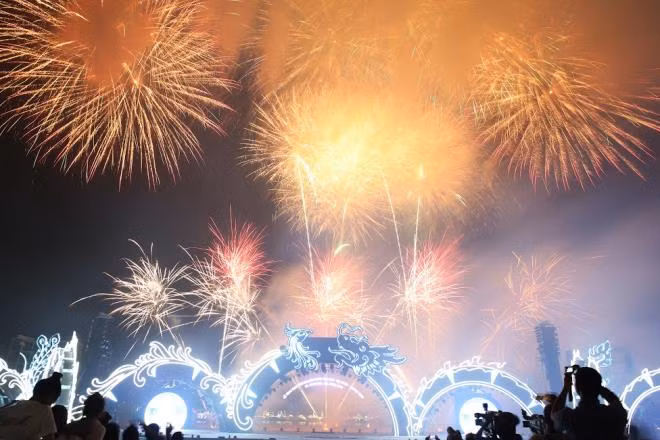 Mãn nhãn với đêm Carnaval Hạ Long ảnh 8