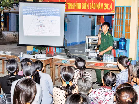 Nhân dân tham gia bảo vệ chủ quyền biển, đảo ảnh 1