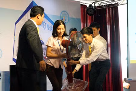 Bảo Việt nhân thọ “tưng bừng quà, mừng sinh nhật” ảnh 1