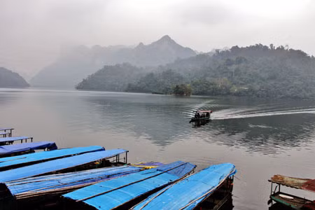 Lạc dòng sông Năng về hồ Ba Bể ảnh 1