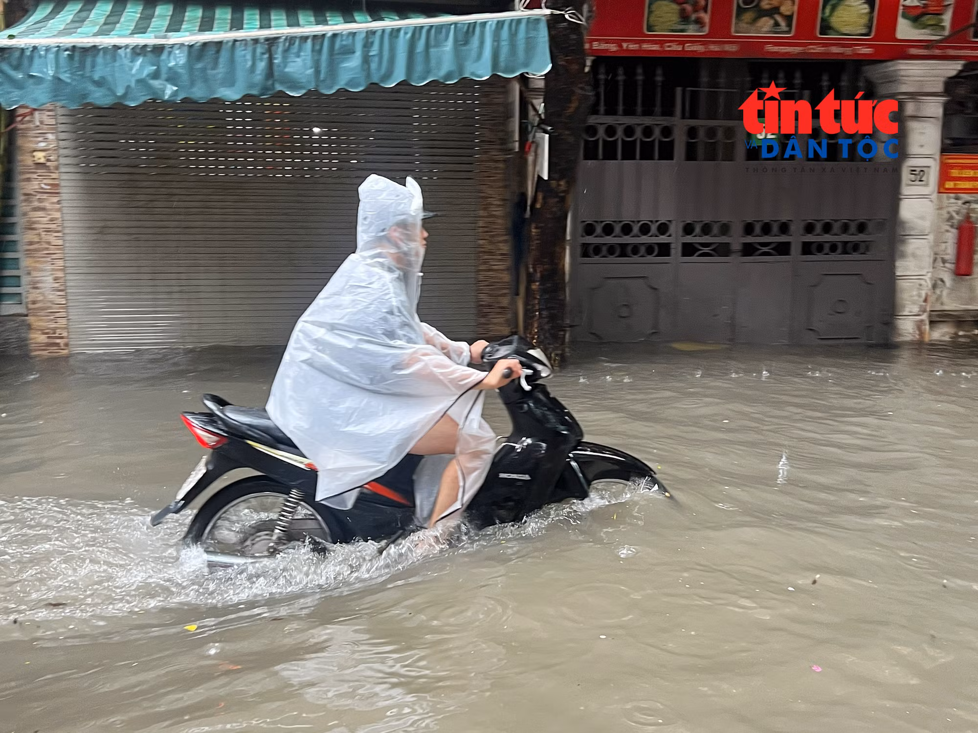 ha-noi-mua-ngap-6551.jpg