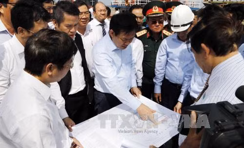 Phó Thủ tướng Vương Đình Huệ khảo sát các cảng tại Cần Thơ ảnh 1