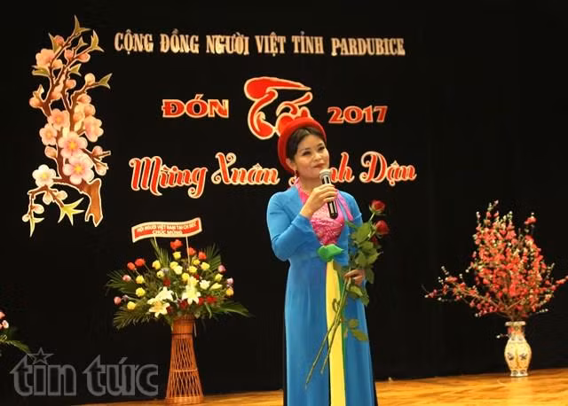 Người Việt ở Séc: Dẫu khó khăn vẫn có Xuân an vui ảnh 1