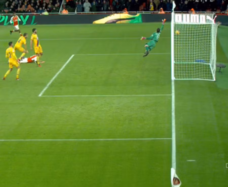 Thêm siêu phẩm bọ cạp từ Olivier Giroud ảnh 4
