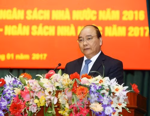 Thủ tướng: Cần loại bỏ tư duy bình quân chủ nghĩa trong phân bổ nguồn lực tài chính công ảnh 1
