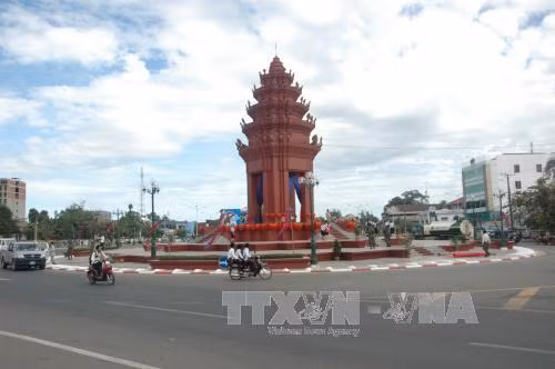 Khánh thành tượng đài hữu nghị Việt Nam-Campuchia ảnh 3