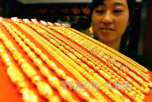 Giá dầu, giá vàng cùng "xuống dốc" ảnh 2