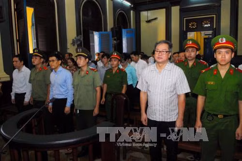 Đẩy nhanh tiến độ điều tra các vụ án tham nhũng ảnh 1