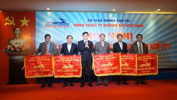 Đường sắt ứng phó với suy giảm hành khách ảnh 2