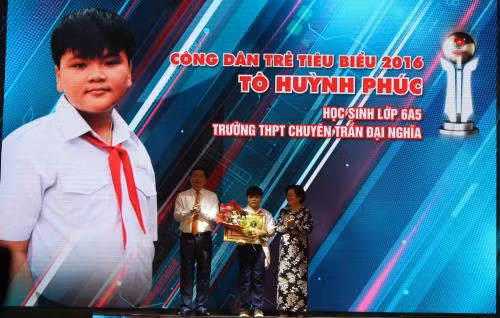 Tỏa sáng những công dân trẻ của thành phố mang tên Bác ảnh 1