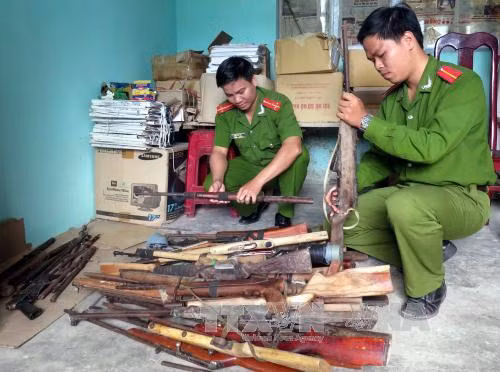 Tăng cường quản lý vũ khí, vật liệu nổ dịp Tết Nguyên đán ảnh 1