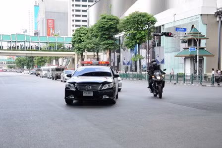 Thực nghiệm hiện trường vụ đánh bom Erawan ảnh 1
