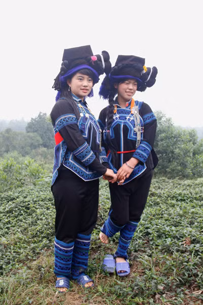 Cách làm đẹp độc đáo của phụ nữ Hà Nhì đen ảnh 2