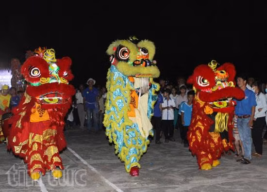 Đêm hội trăng rằm trên Tây Nguyên ảnh 2