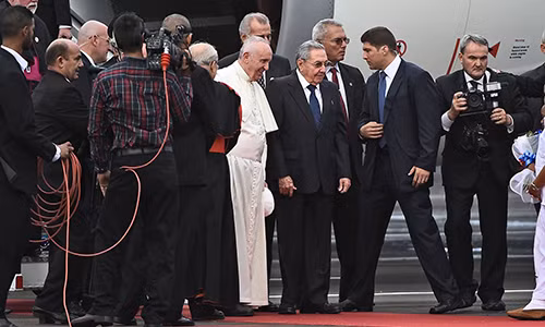 Giáo hoàng Francis kêu gọi Mỹ, Cuba kiên trì hòa giải ảnh 1