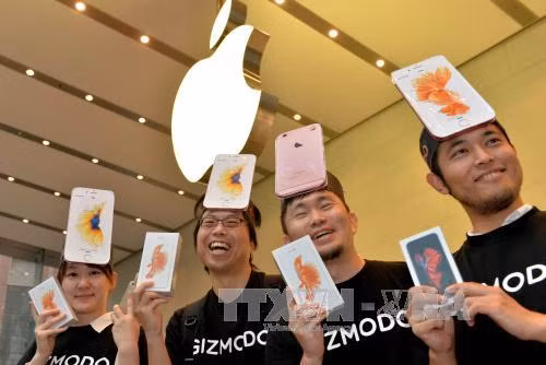 iPhone 6S/6S Plus "xô đổ" mọi kỷ lục của Apple ảnh 1