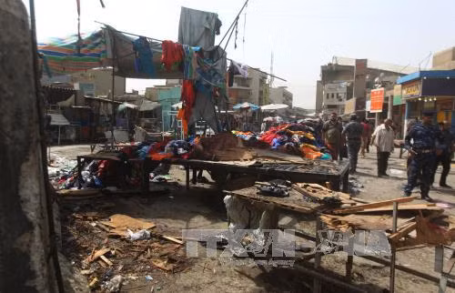 IS đánh bom Baghdad, 17 người chết ảnh 1