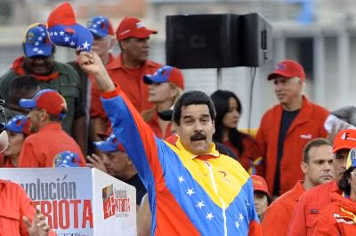 Tòa án Hiến pháp Venezuela cho phép ông Maduro ứng cử tổng thống ảnh 1