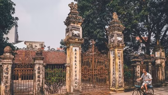 Câu chuyện hôm nay qua ảnh - sáng 17/8