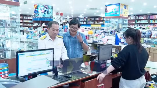 Ngân hàng hỗ trợ kê khai thuế: Hộ kinh doanh được lợi gì?