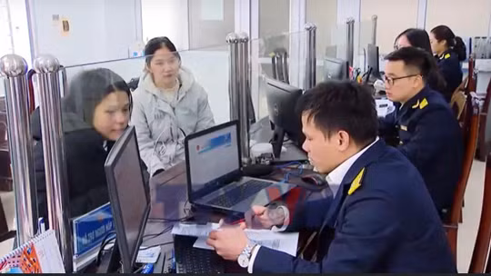 Hà Nội tiếp nhận thủ tục thuế tại 31 điểm hành chính công