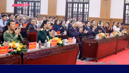 Thời sự 24h qua ảnh sáng 8/12