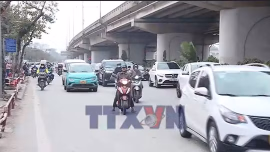 Hà Nội rà soát, điều chỉnh giờ hoạt động của các loại phương tiện