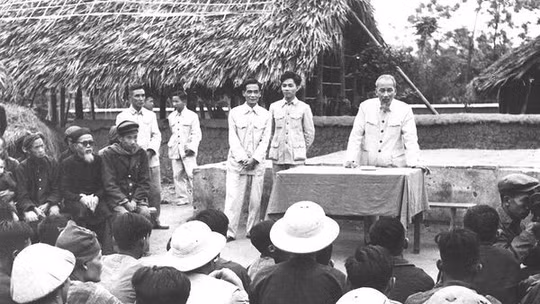Học Bác mỗi ngày: 'Cơ chế thông thoáng hơn thì kiểm soát quyền lực phải chặt chẽ hơn'