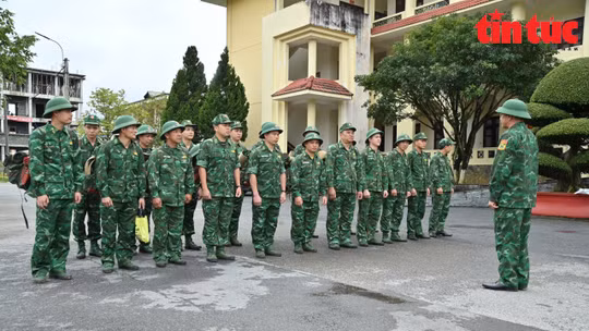 Bộ đội Biên phòng điều động lực lượng hỗ trợ nhân dân vùng lũ Lai Châu