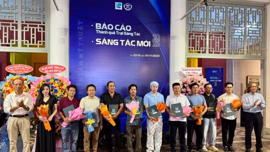 Triển lãm 'Báo cáo thành quả trại sáng tác' và 'Sáng tác mới' năm 2025