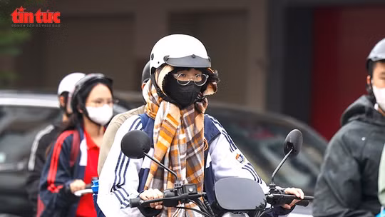 Tiết trời se se, Hà Nội chạm ngõ mùa đông