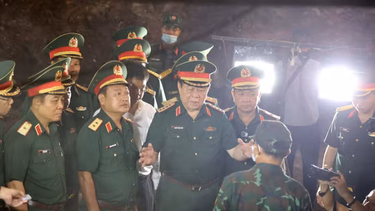 Đại tướng Nguyễn Trọng Nghĩa kiểm tra công tác tìm kiếm, quy tập hài cốt liệt sĩ tại TP Hồ Chí Minh.
