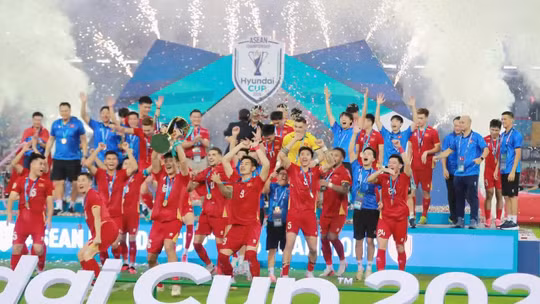 ASEAN Cup 2026: HLV Hudson thừa nhận đội tuyển Việt Nam xứng đáng vô địch