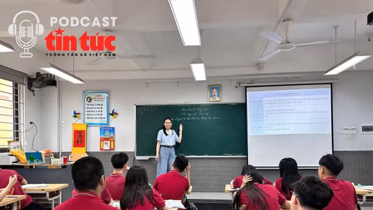Một giờ học của học sinh Trường THCS Trần Duy Hưng, Hà Nội. 
