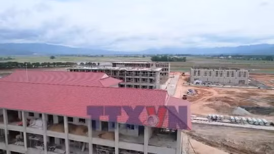 Đưa các trường liên cấp vùng biên về đích