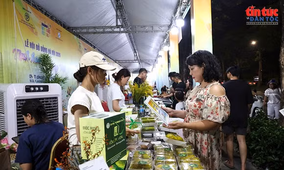 Khoảng 60.000 lượt khách đến với Lễ hội Đồ uống Hà Nội 2026