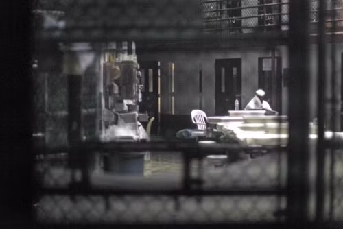 Bên trong hàng rào nhà tù Guantanamo ảnh 7