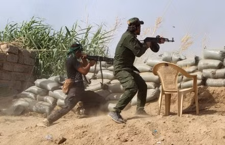 Iraq giành lại thành phố lọc dầu chiến lược ảnh 1