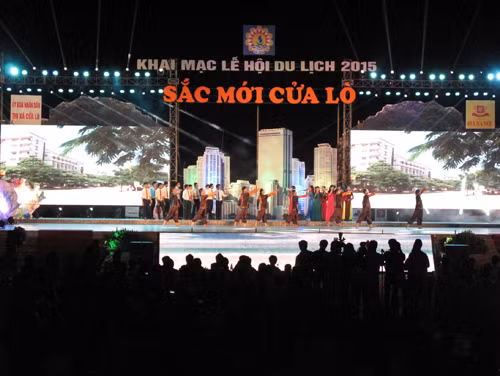 Khai thác tiềm năng, phát triển du lịch biển đảo ảnh 1
