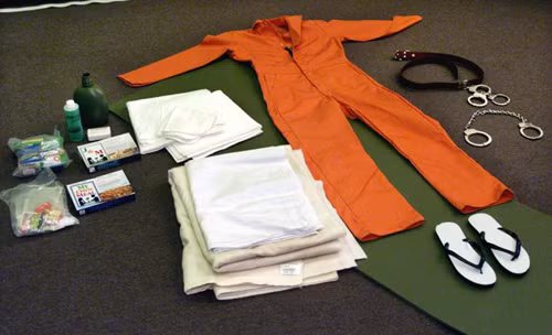 Bên trong hàng rào nhà tù Guantanamo ảnh 5