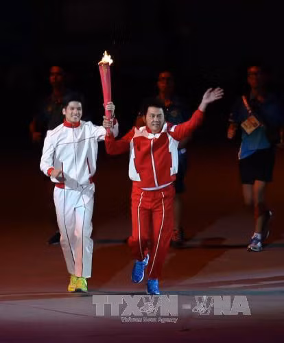 Khai mạc SEA Games 28: Đại tiệc âm thanh, ánh sáng tôn vinh sự phi thường ảnh 6