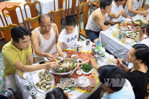 Bộ Công Thương lập đường dây nóng thu mua thủy hải sản ảnh 1