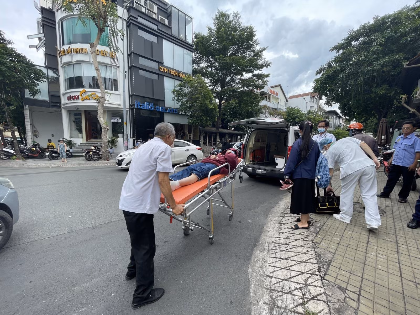 Chú thích ảnh