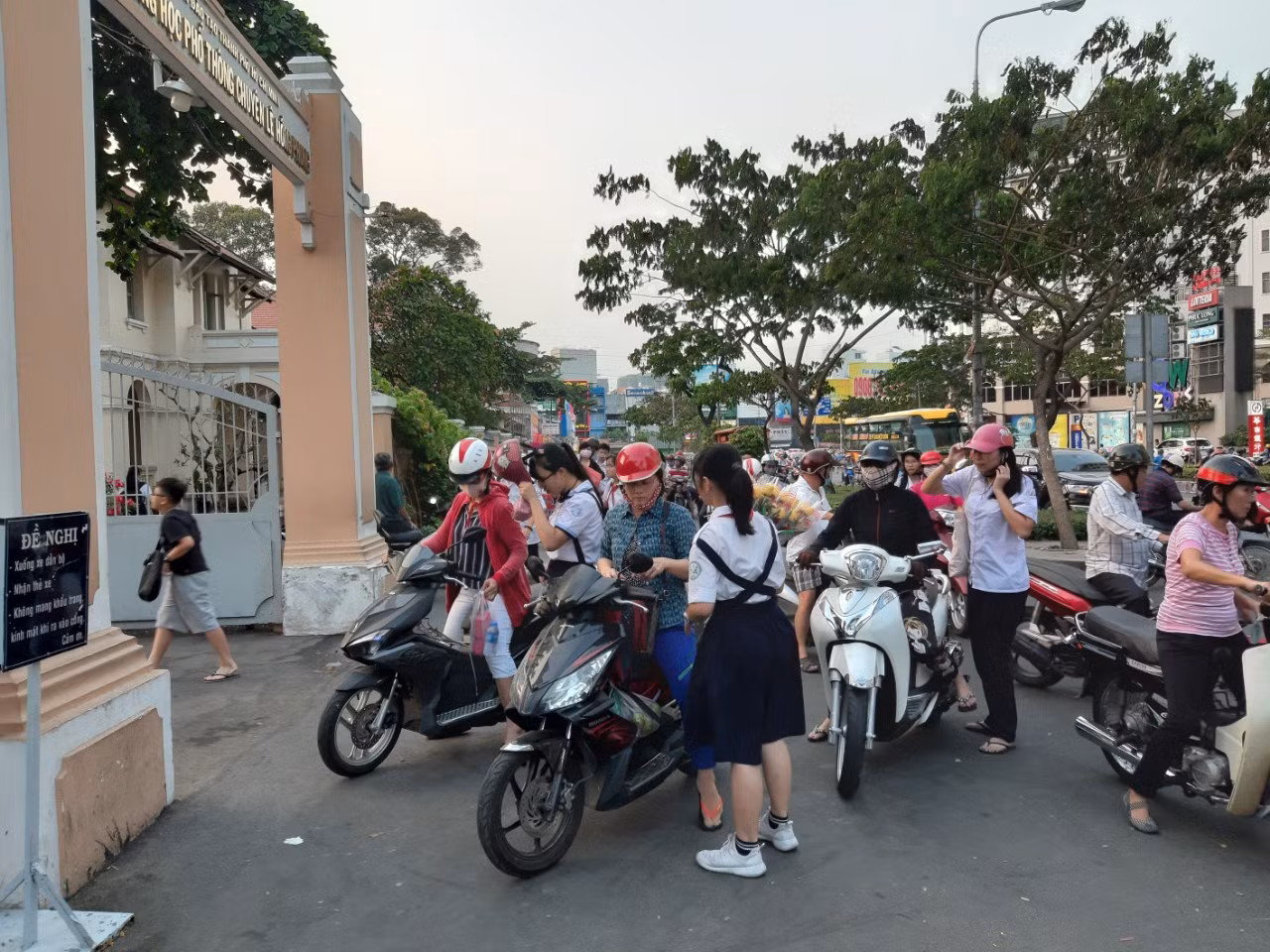 Chú thích ảnh