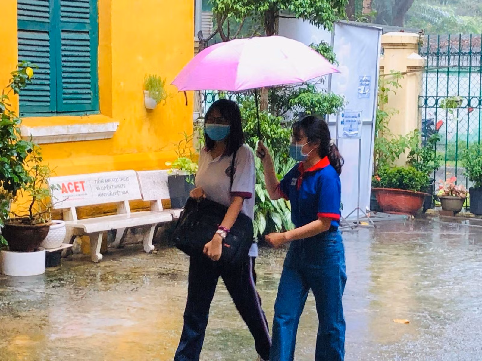 Chú thích ảnh
