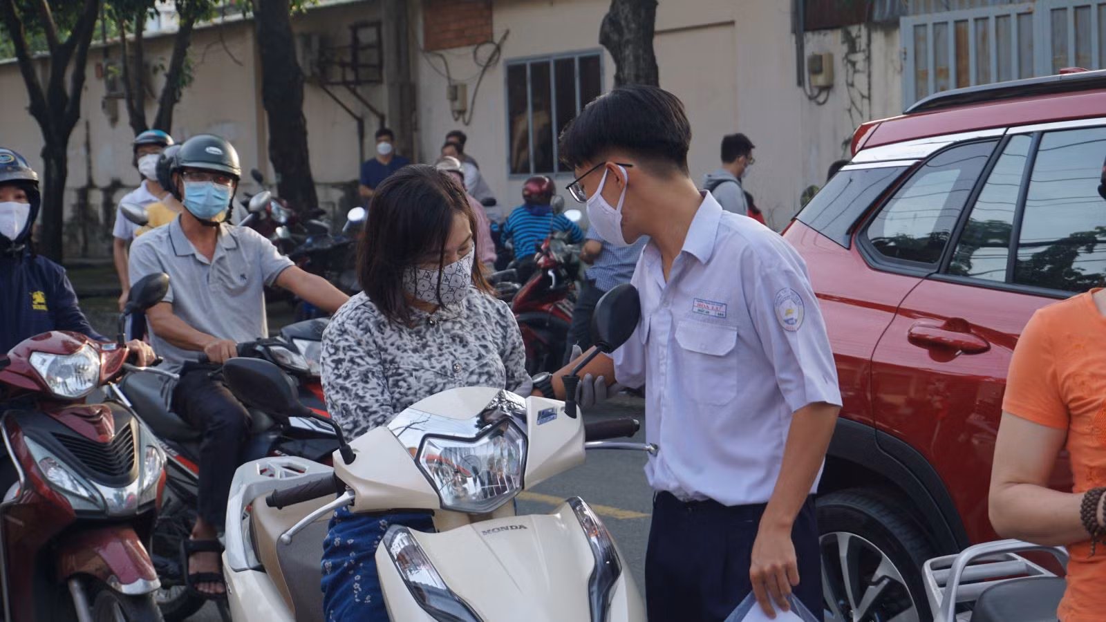 Chú thích ảnh