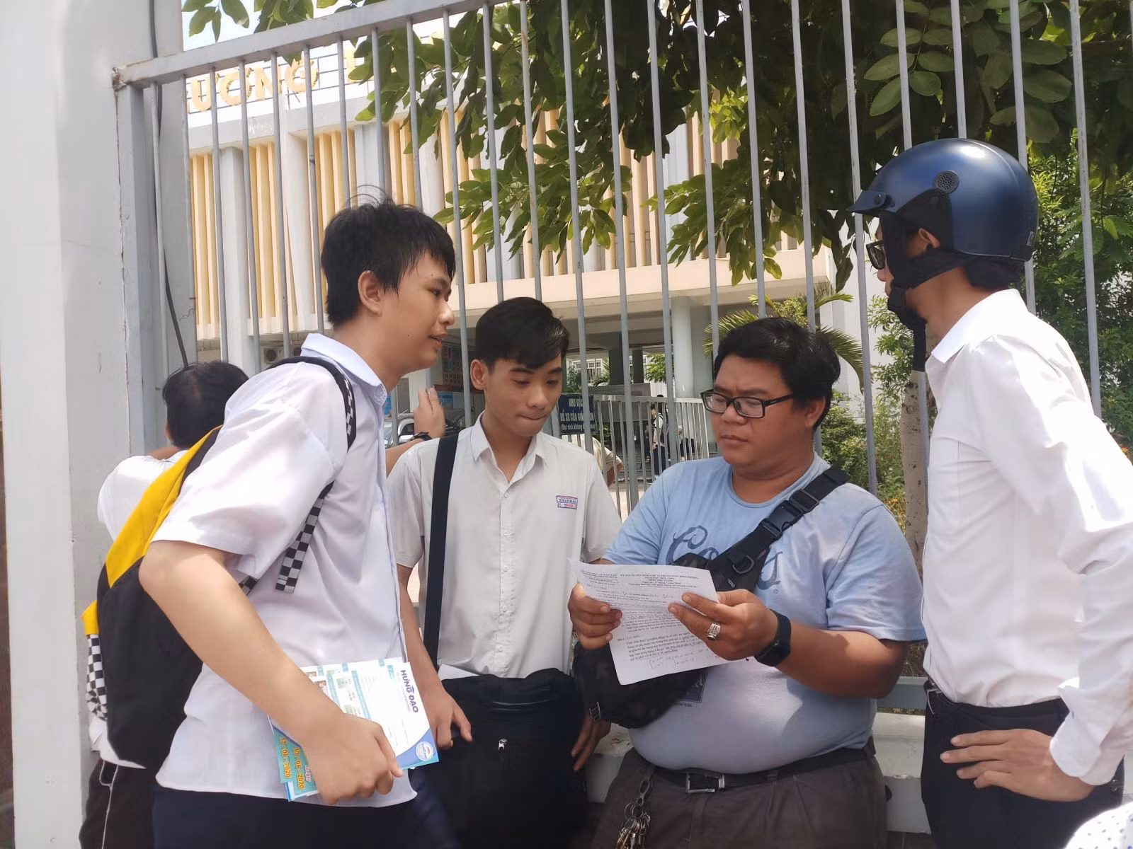 Chú thích ảnh